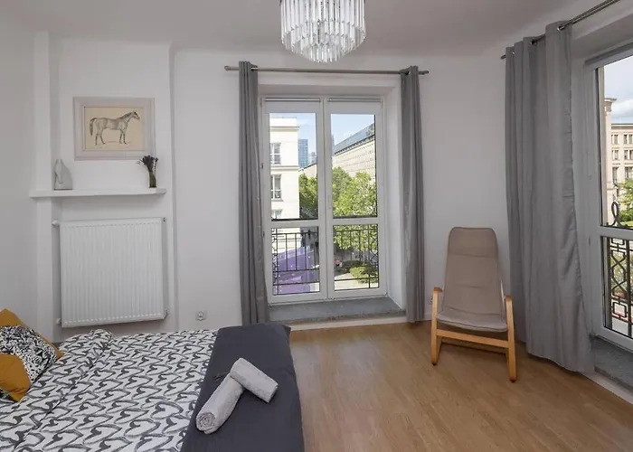 Spacious In Heart Of Apartament