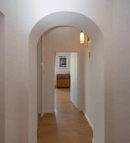 Spacious In Heart Of Warszawa