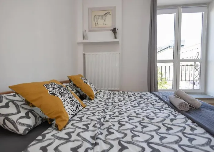 Spacious In Heart Of Apartament Warszawa