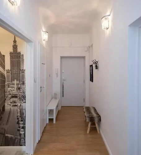 Spacious In Heart Of *